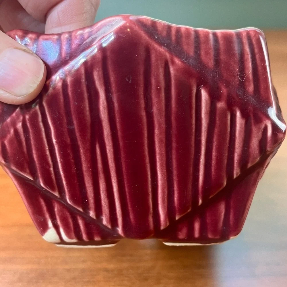 McCoy Planter Pottery USA Burgundy Red Rectangle 7 x 3 x 3